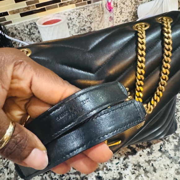 Yves Saint Laurent Black and Gold Quilted Shoulder Bag - Picture 4 of 5